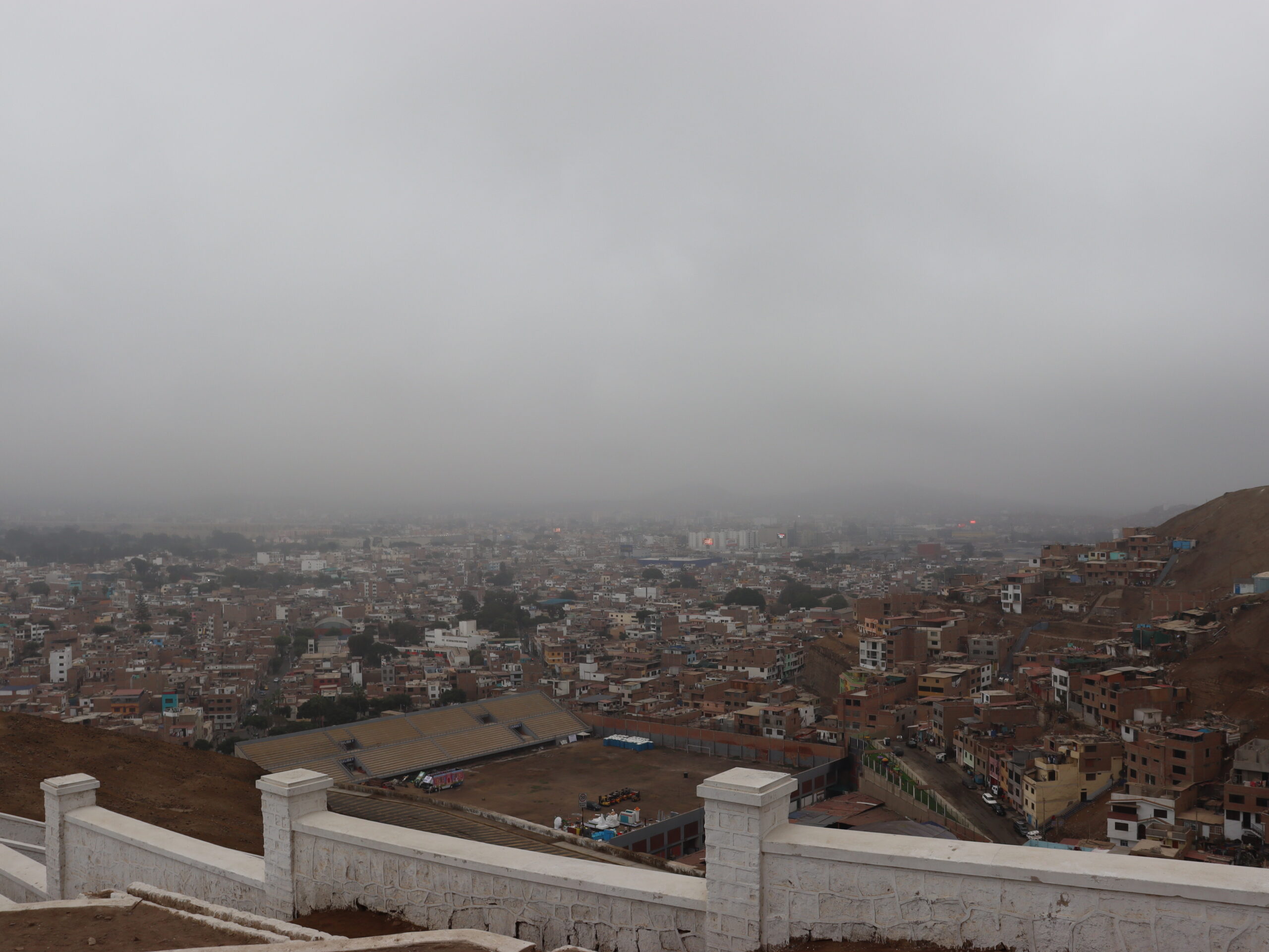 Lima Downhill Bike Tour From Morro Solar to Miraflores - Image 3